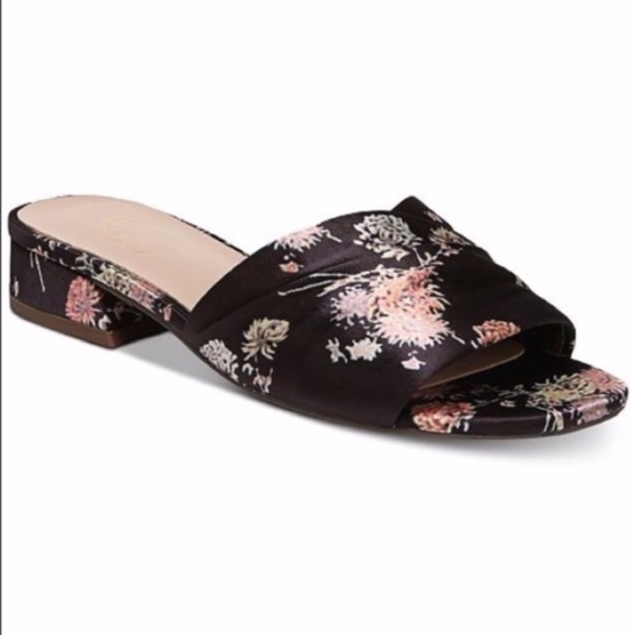 Franco Sarto Shoes - Franco Sarto slip-on sandals